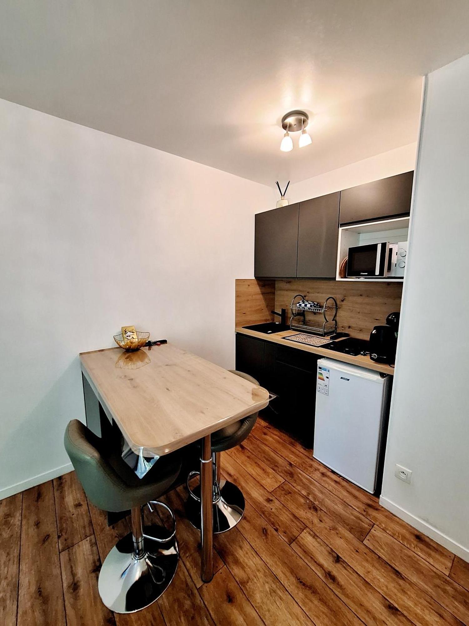 Studio Alpha - 2Min By Train To Disneyland Or 20Min Walk - 5Min Walk To "Val D'Europe" Station 蒙泰夫兰 外观 照片